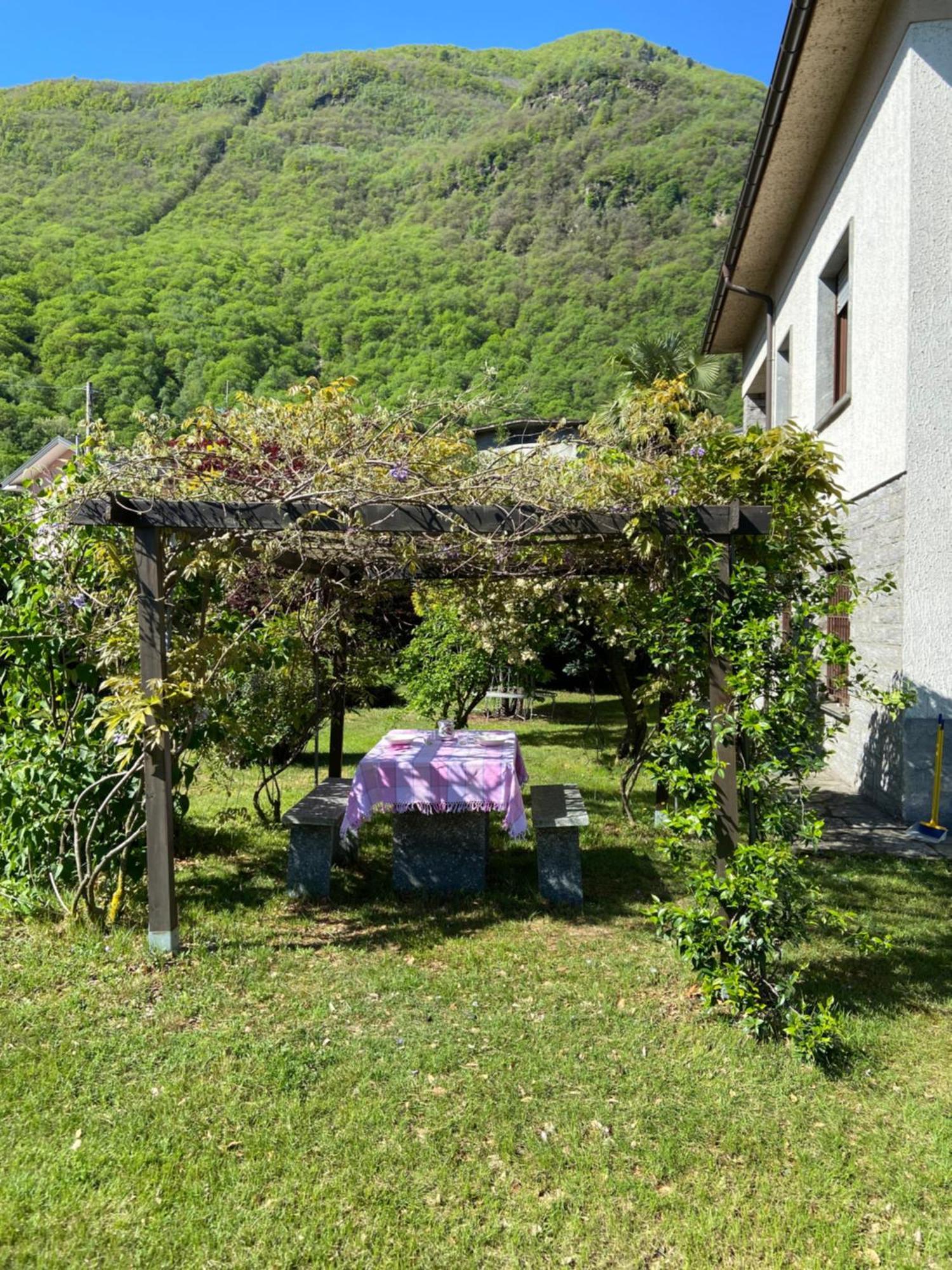 Ca' Dei Paoli Villa Pieve Vergonte Exterior photo